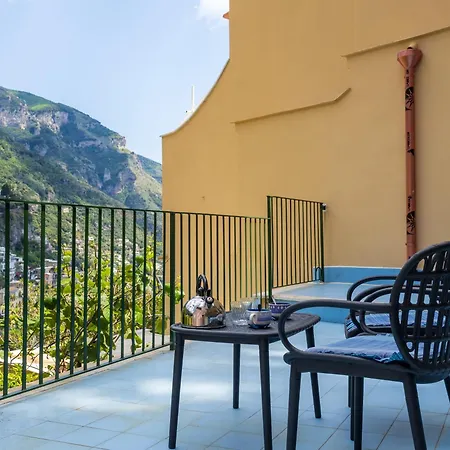 De Vivo Realty - Casa Bijou Guest house Positano