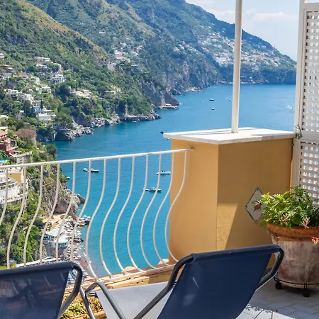 Pensión Casa Bijou - De Vivo Realty Positano