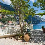 De Vivo Realty - Casa Bijou Guest house