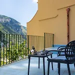 De Vivo Realty - Casa Bijou Guest house Positano