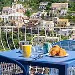De Vivo Realty - Casa Bijou Guest house 3*