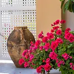 Guest house De Vivo Realty - Casa Bijou 3*