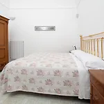 Guest house De Vivo Realty - Casa Bijou