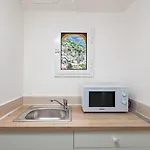 De Vivo Realty - Casa Bijou Guest house 3*