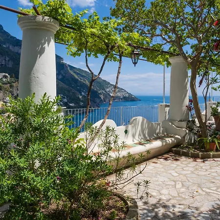 Casa Bijou - De Vivo Realty 게스트하우스